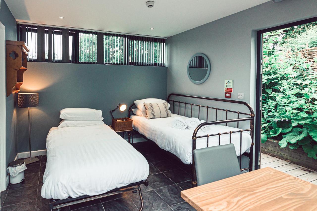 Clophill Eco Lodges Extérieur photo